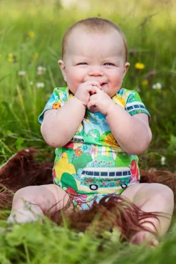 Best Leo MINI body Festival Barn Barnkläder