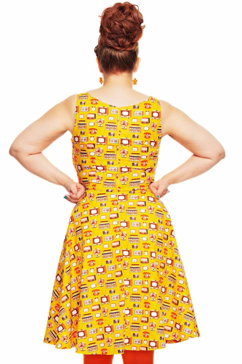 Fashion Saga klänning TV Gul Klänningar