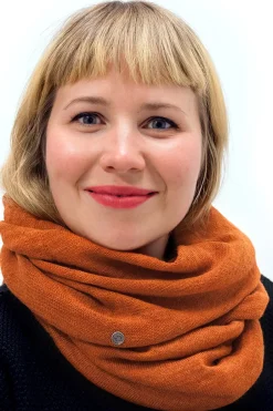 Sale Slätstickad tubsjal rost Halsdukar & Sjalar